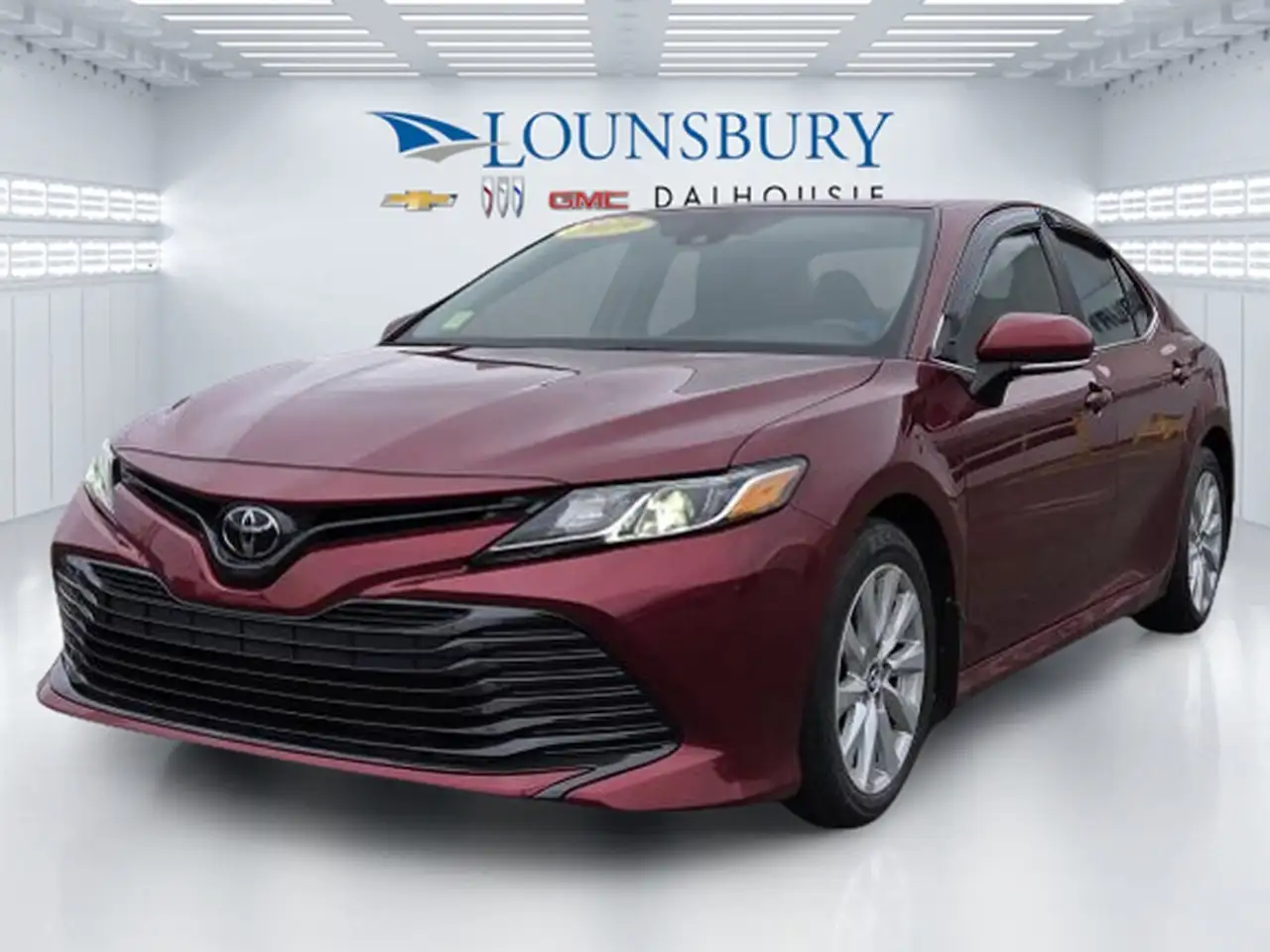 Toyota Camry снимка Toyota Camry