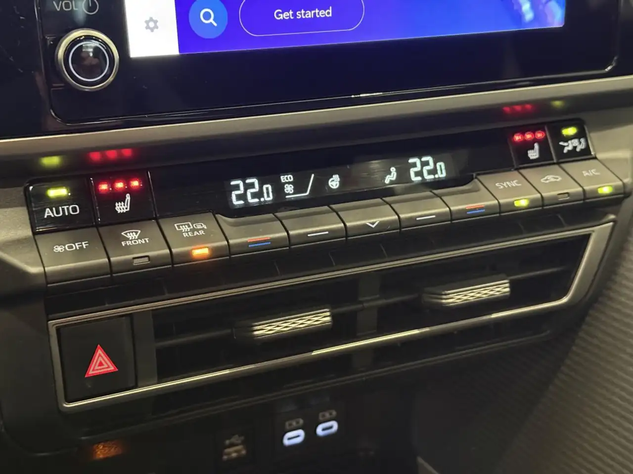 Toyota Camry снимка Toyota Camry