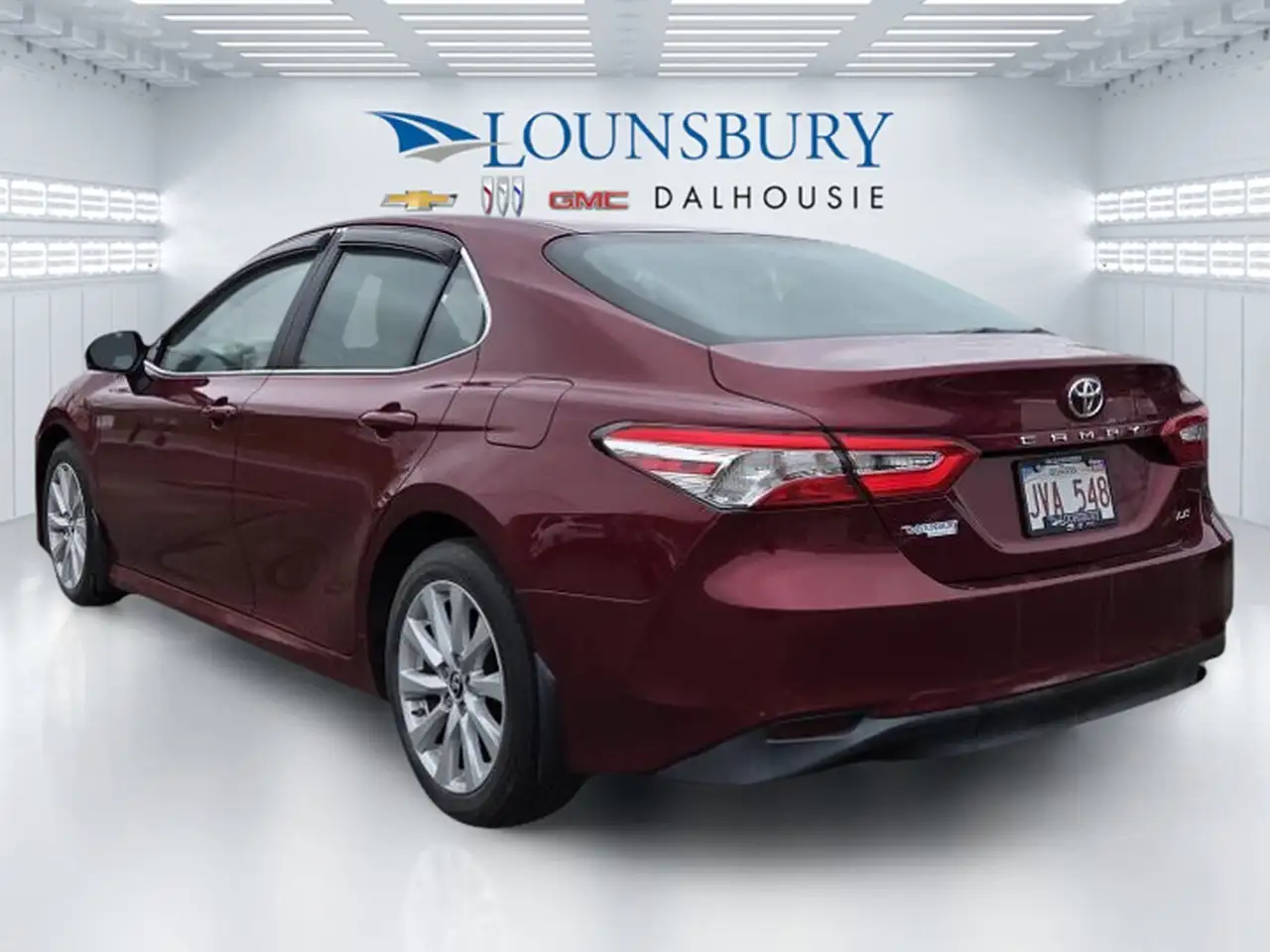 Toyota Camry снимка Toyota Camry