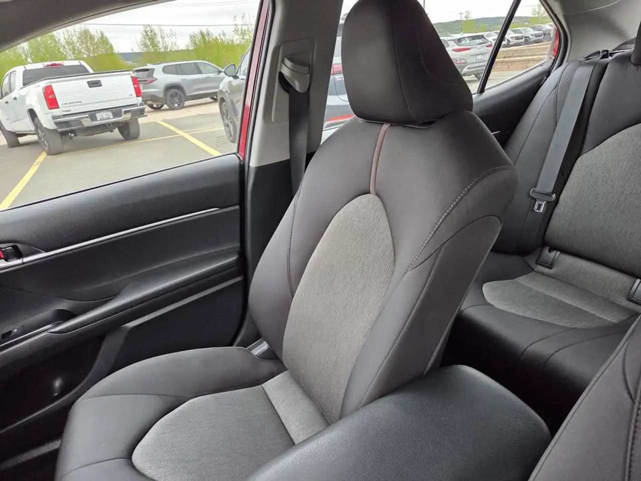 Toyota Camry снимка Toyota Camry