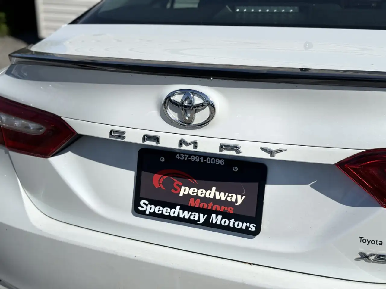 Toyota Camry снимка Toyota Camry