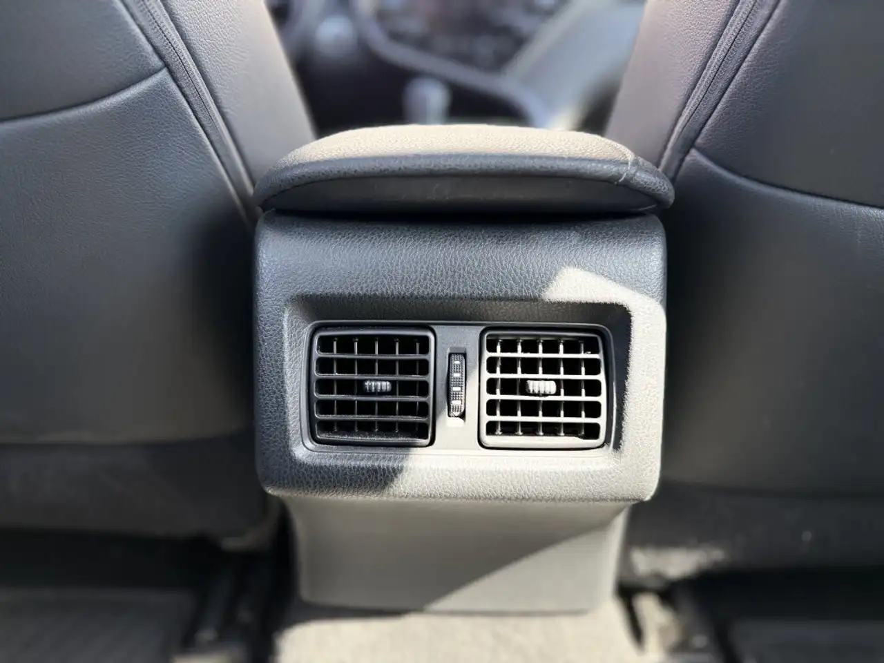 Toyota Camry снимка Toyota Camry