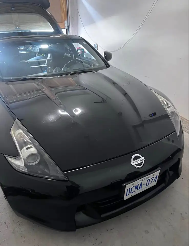 Nissan 370Z снимка Nissan 370Z