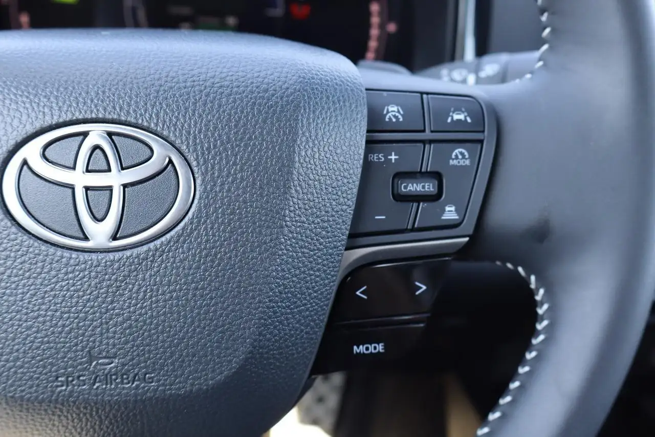 Toyota Camry снимка Toyota Camry