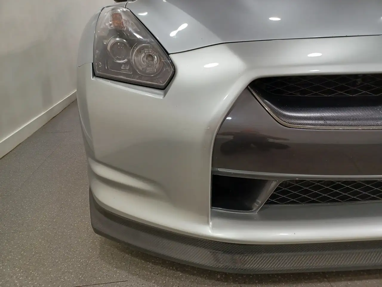 Nissan GT-R снимка Nissan GT-R