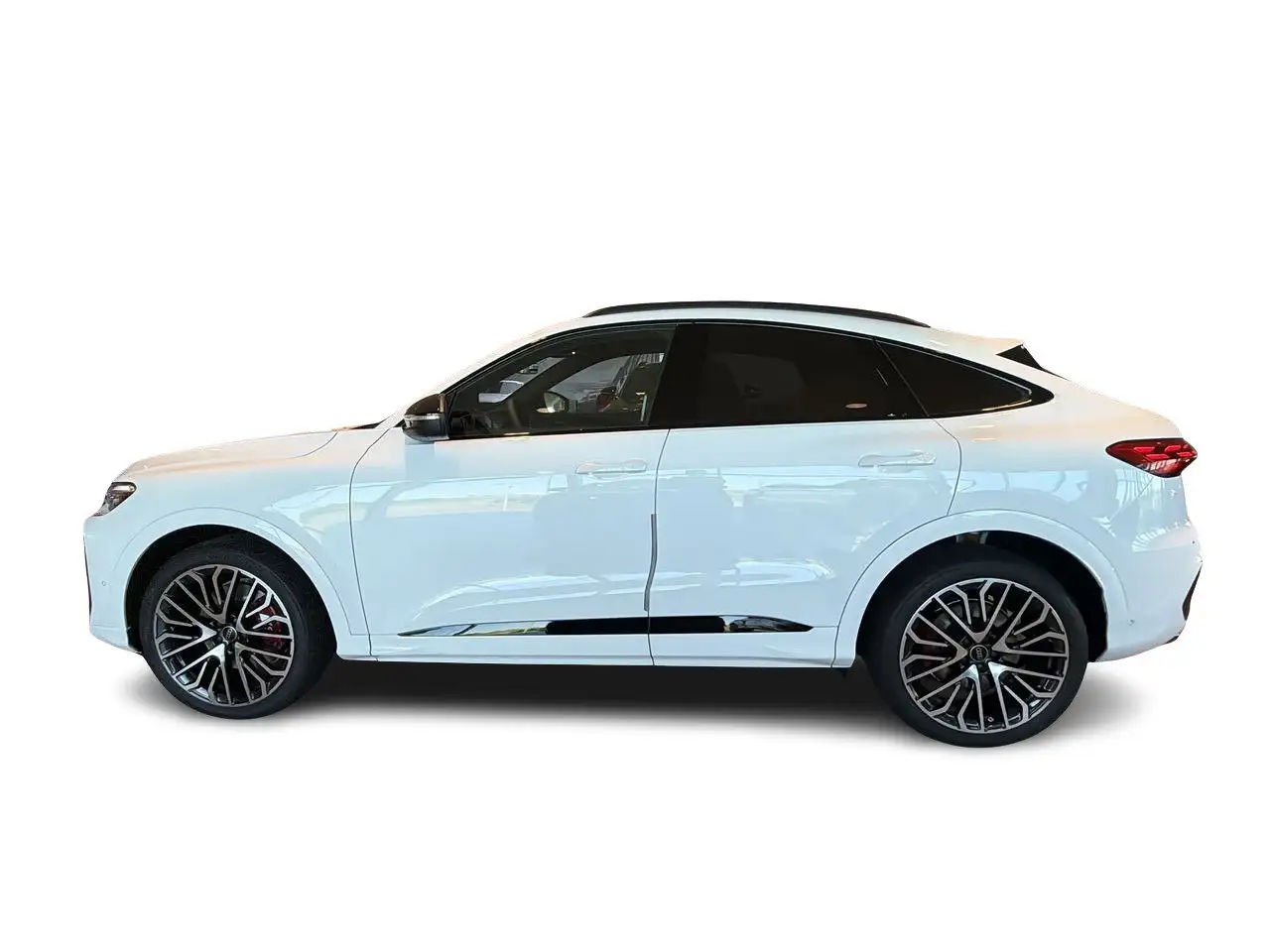 Audi SQ5 снимка Audi SQ5