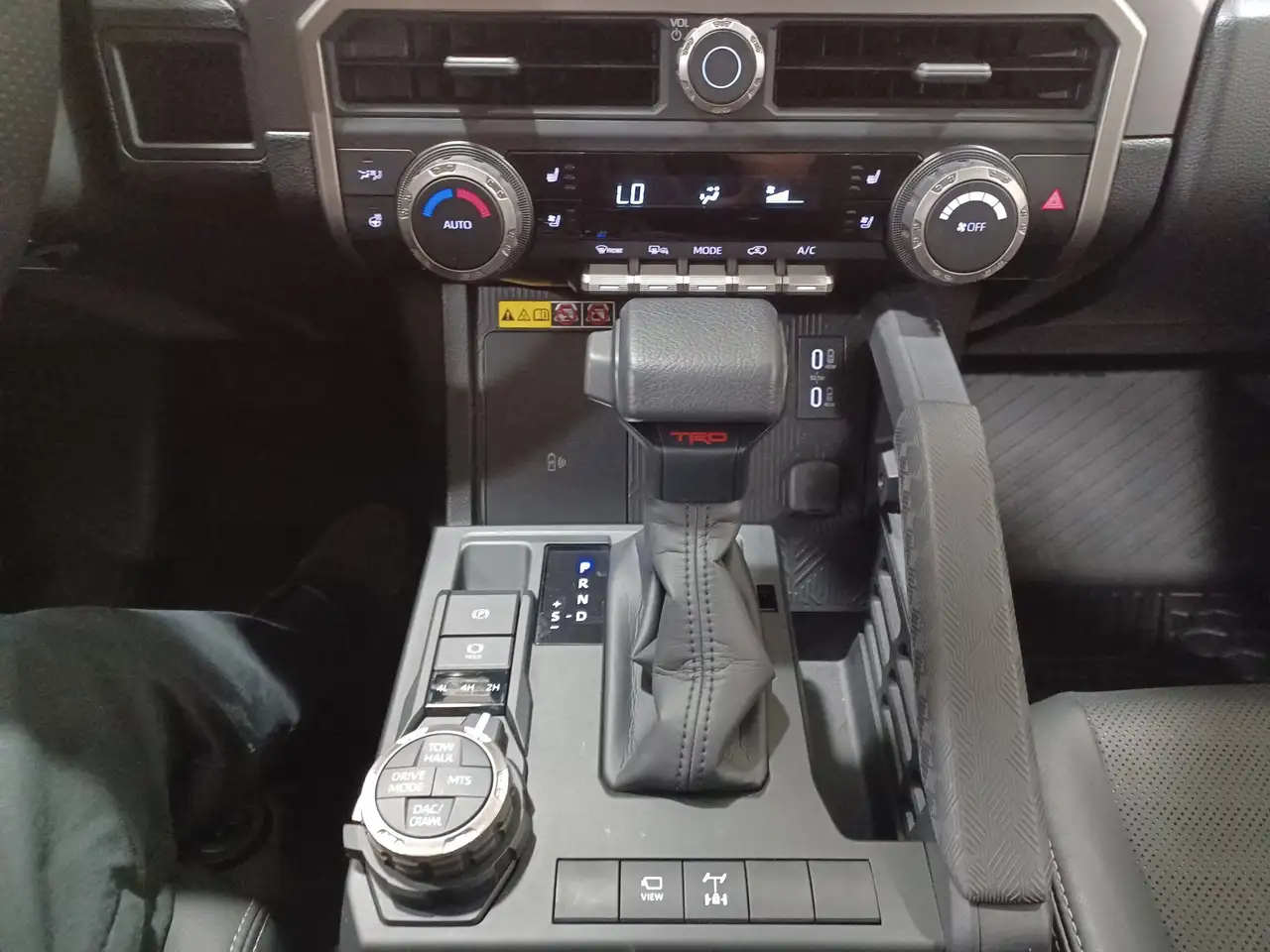 Toyota 4-Runner снимка Toyota 4-Runner