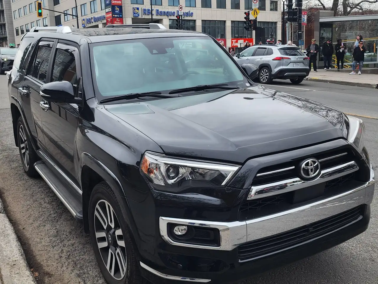 Toyota 4-Runner снимка Toyota 4-Runner