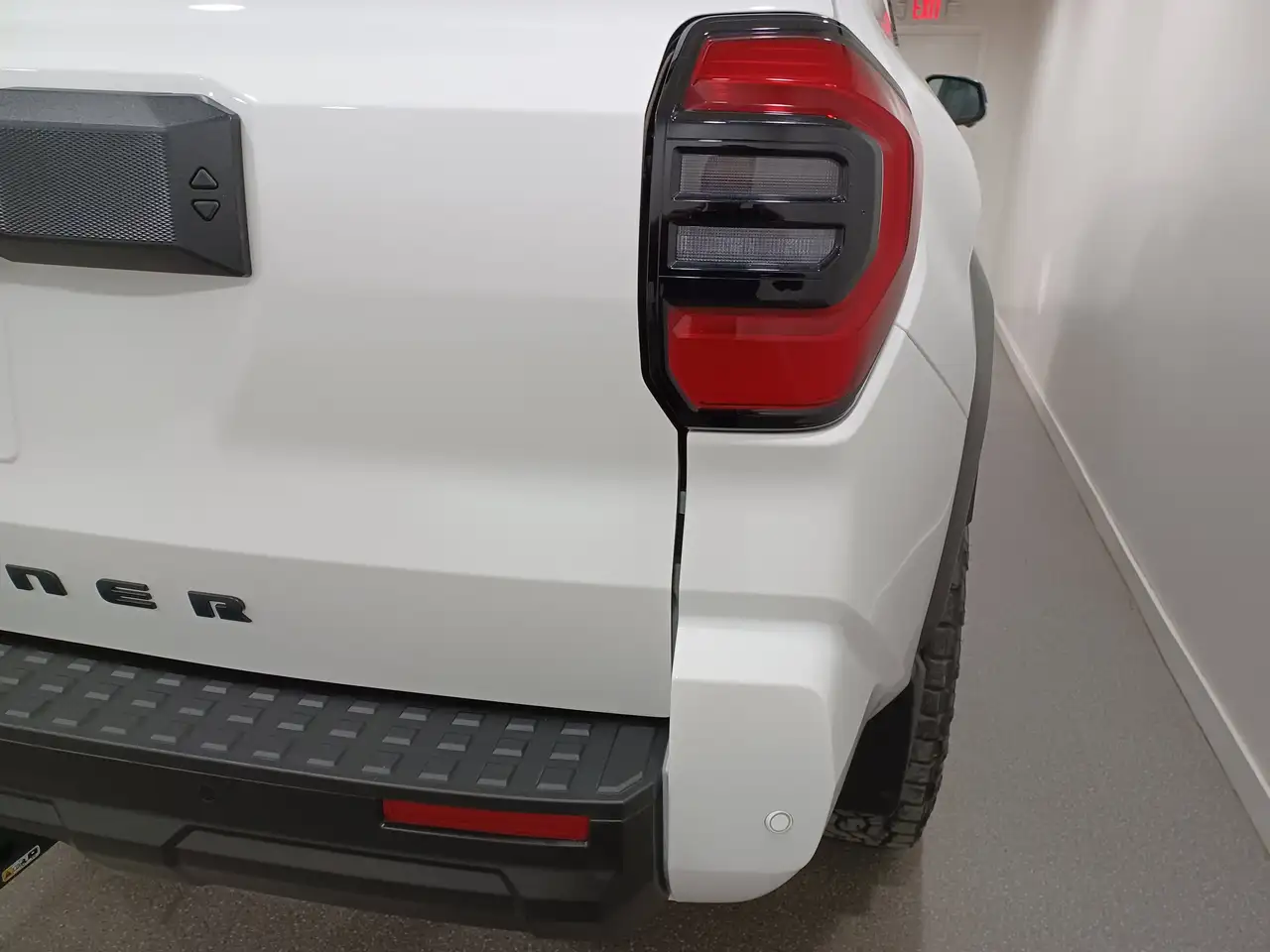Toyota 4-Runner снимка Toyota 4-Runner