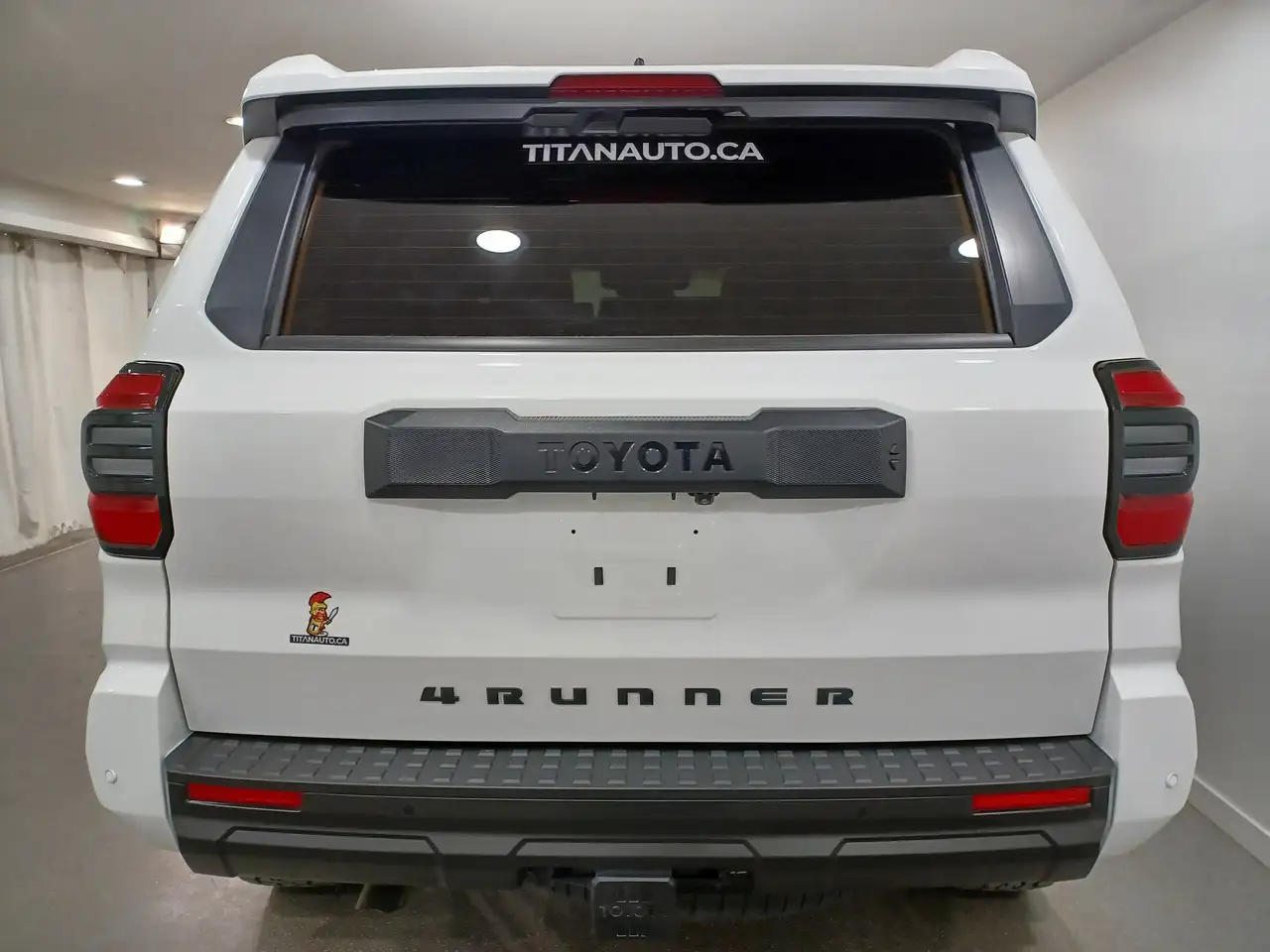 Toyota 4-Runner снимка Toyota 4-Runner