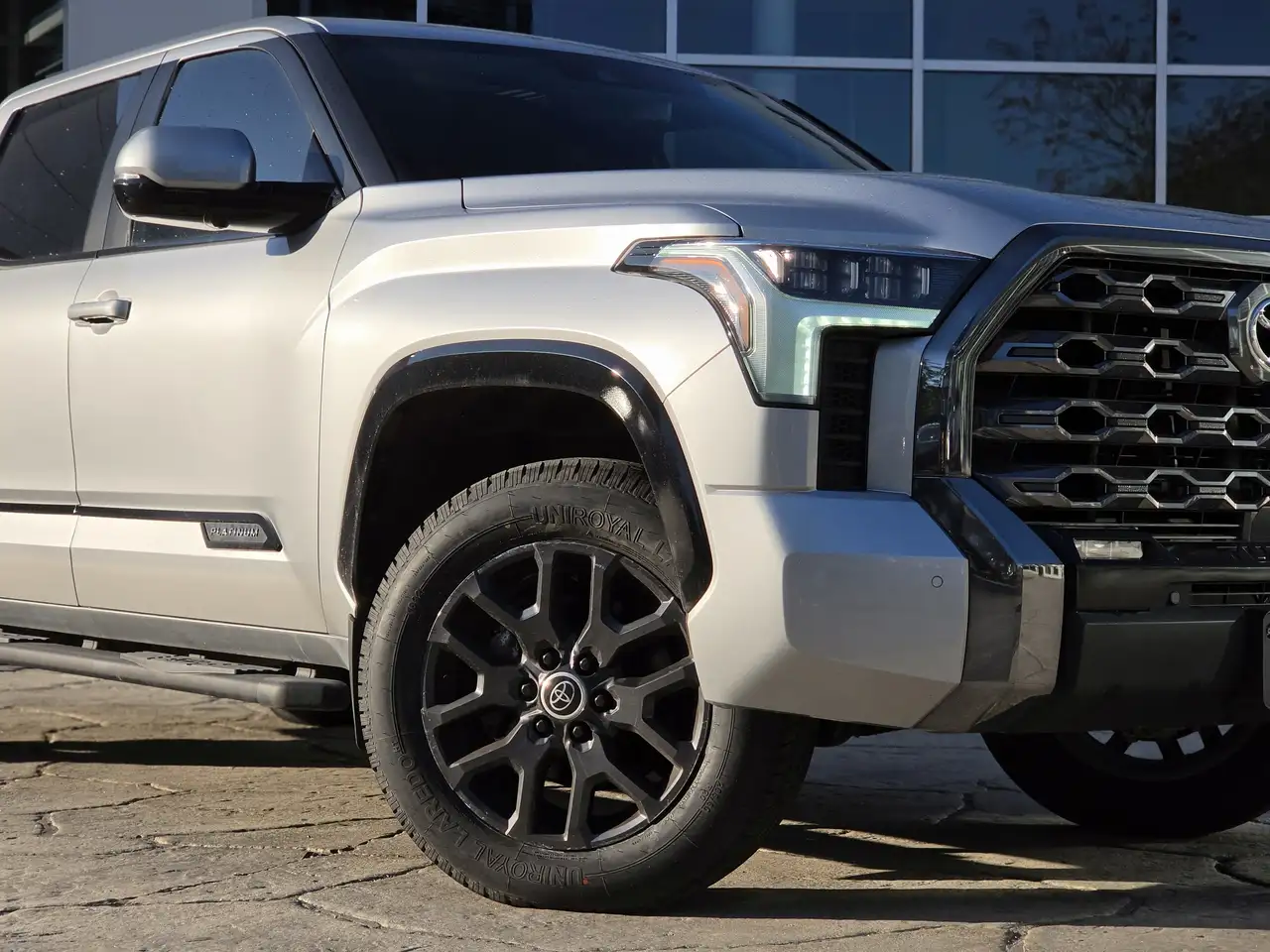 Toyota Tundra снимка Toyota Tundra