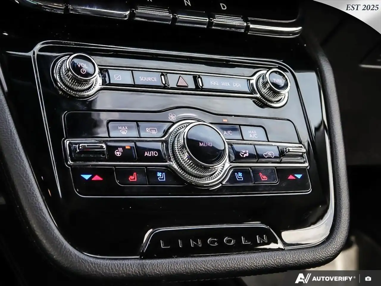 Lincoln Corsair снимка Lincoln Corsair