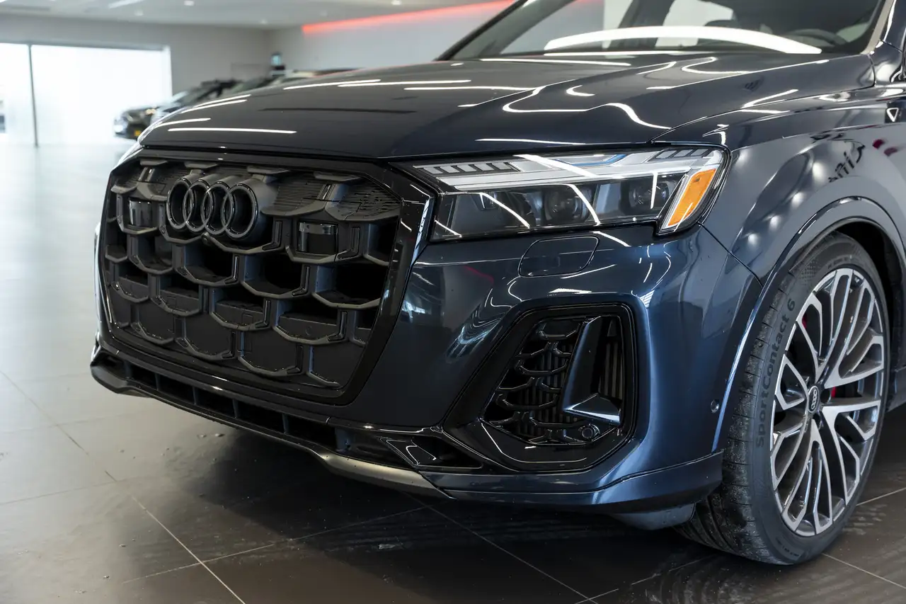 Audi SQ7 photo Audi SQ7