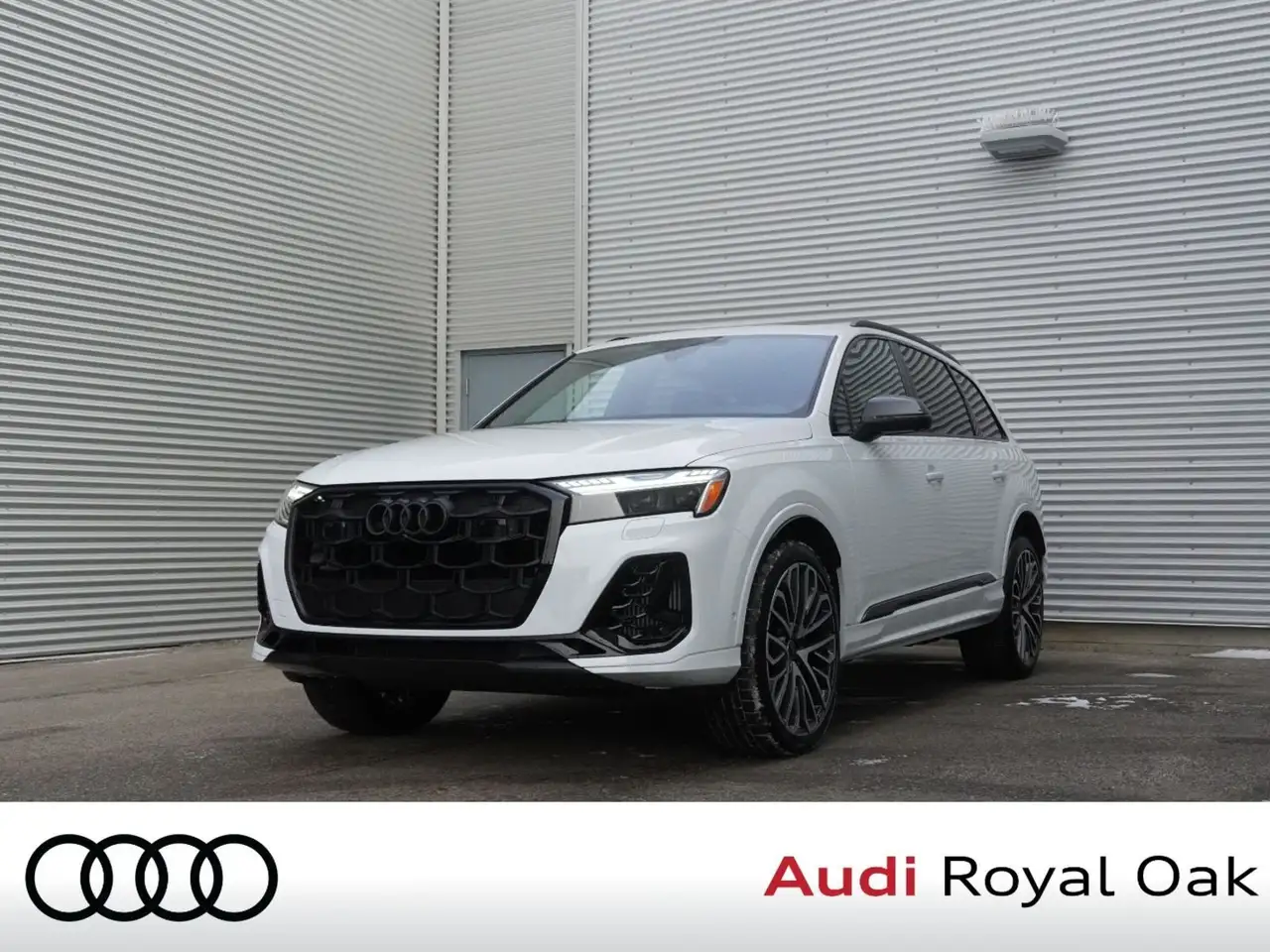 2026 Audi SQ7 photo 2026 Audi SQ7