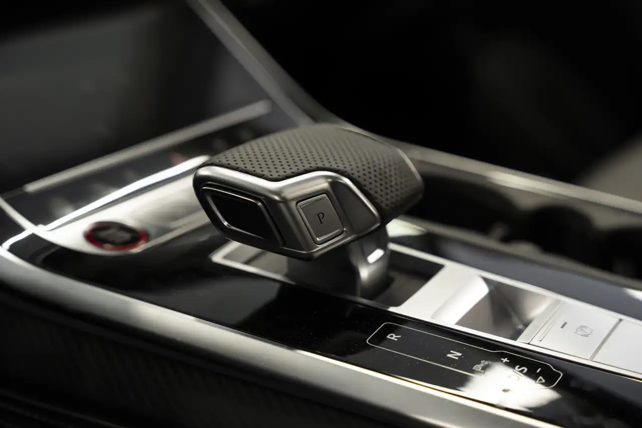 Audi SQ7 photo Audi SQ7