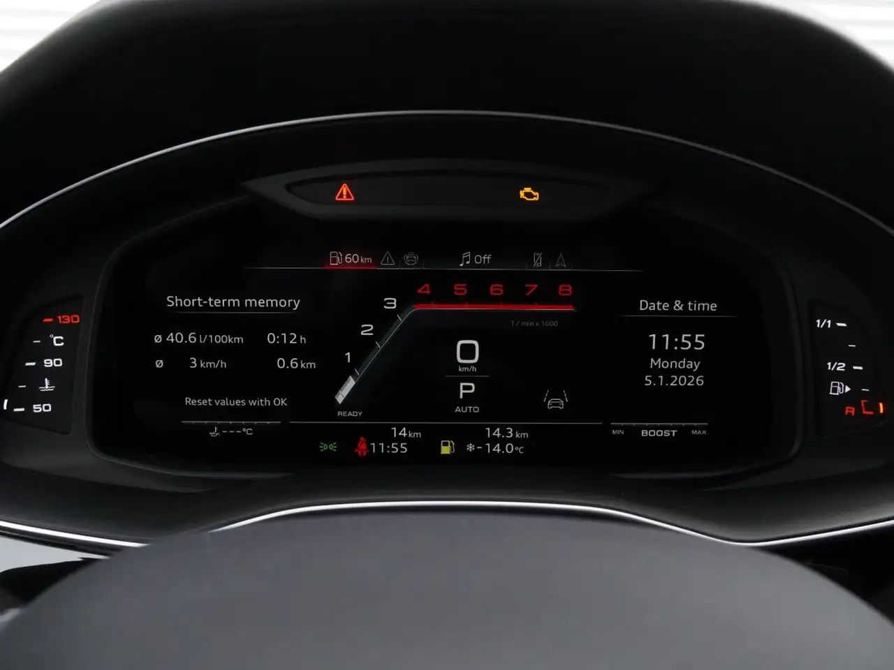 Audi SQ7 снимка Audi SQ7