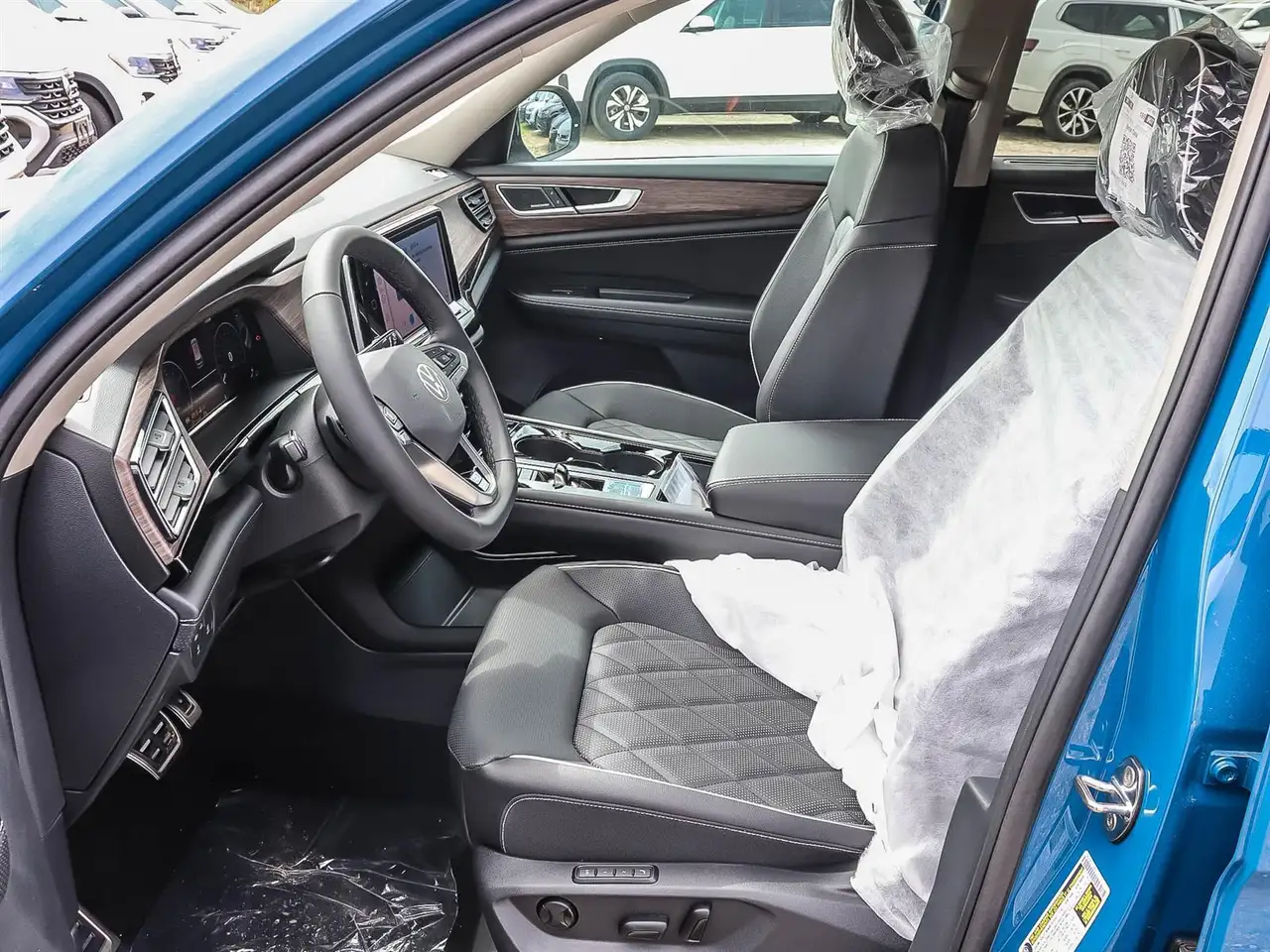 Volkswagen Atlas снимка Volkswagen Atlas