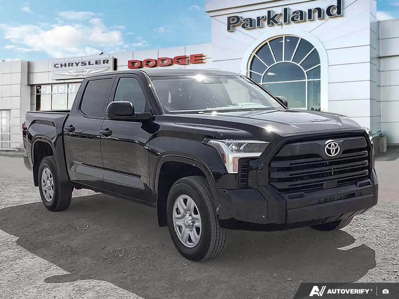 Toyota Tundra снимка Toyota Tundra