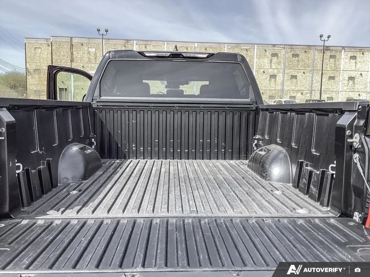 Toyota Tundra снимка Toyota Tundra