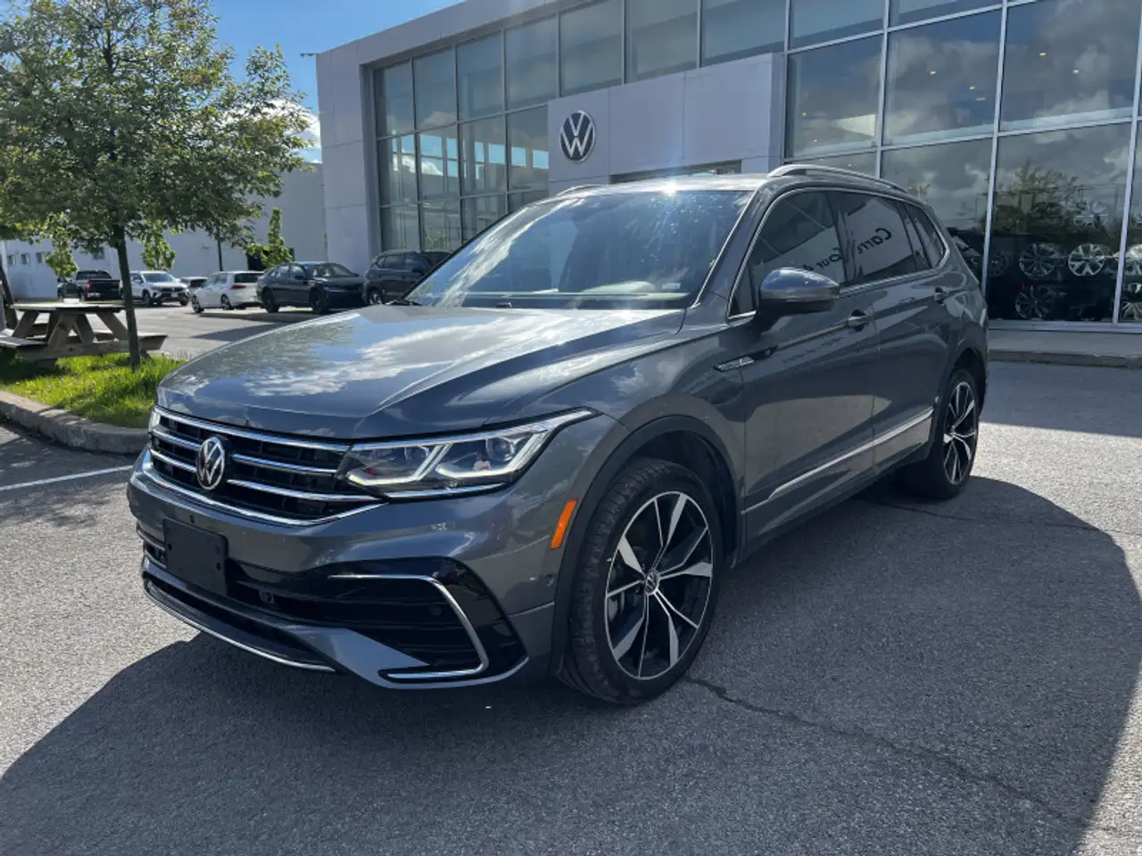Volkswagen Tiguan снимка Volkswagen Tiguan