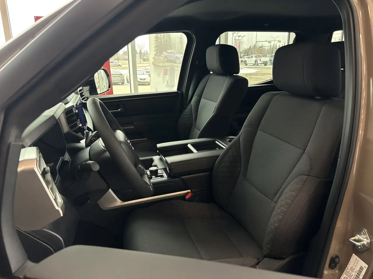 Toyota Tundra снимка Toyota Tundra