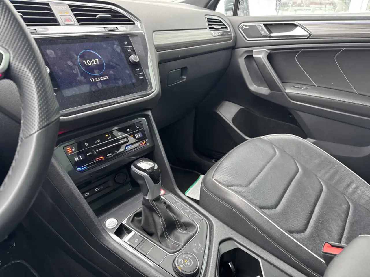 Volkswagen Tiguan снимка Volkswagen Tiguan