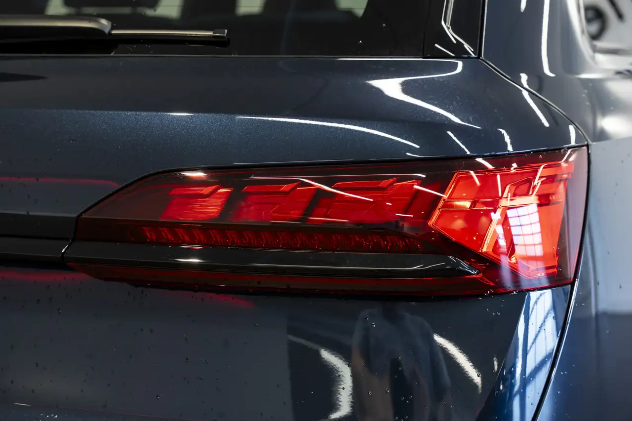 Audi SQ7 photo Audi SQ7