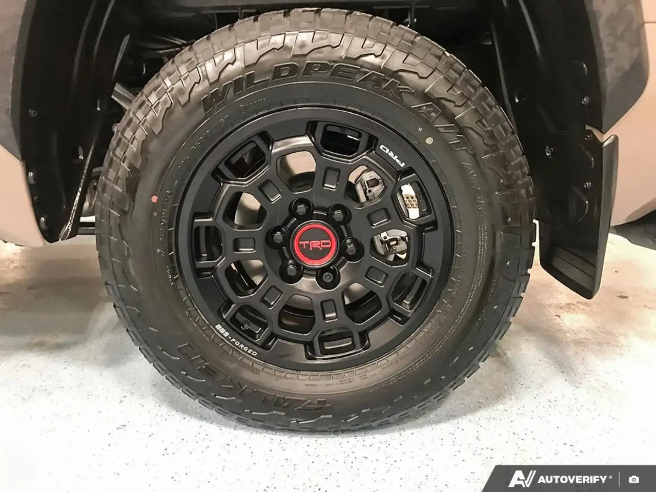 Toyota Tundra снимка Toyota Tundra