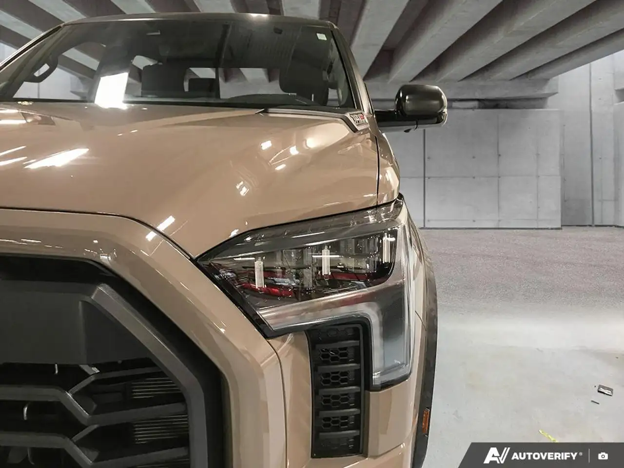 Toyota Tundra снимка Toyota Tundra