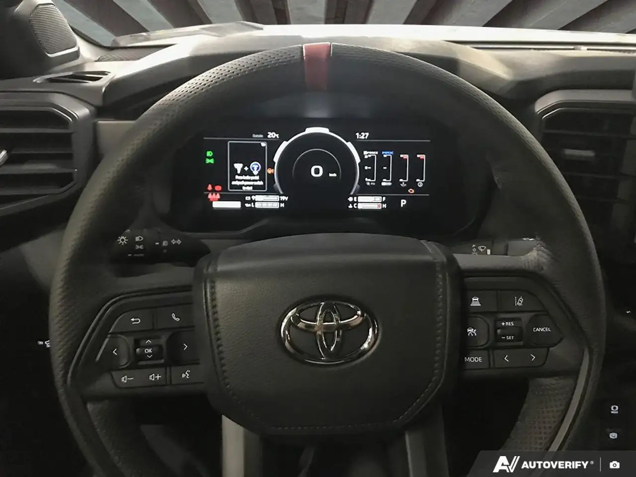 Toyota Tundra снимка Toyota Tundra