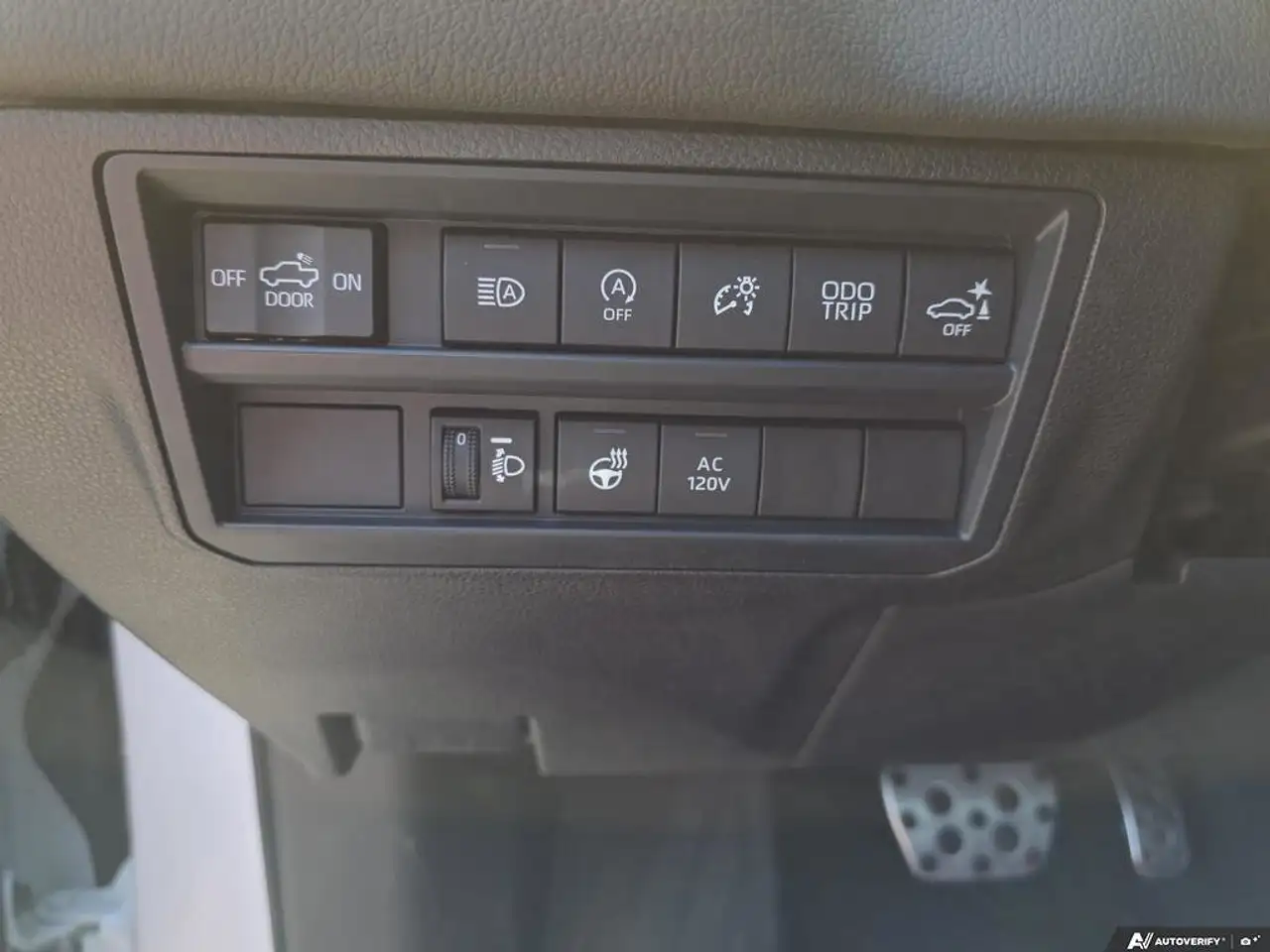 Toyota Tundra снимка Toyota Tundra
