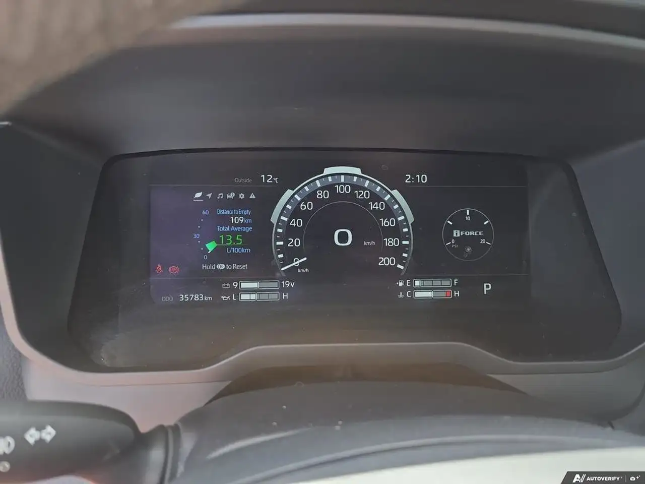 Toyota Tundra снимка Toyota Tundra