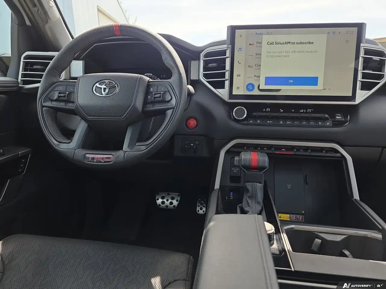 Toyota Tundra снимка Toyota Tundra