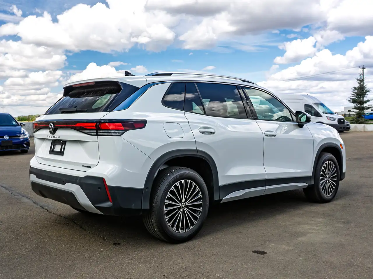 Volkswagen Tiguan снимка Volkswagen Tiguan