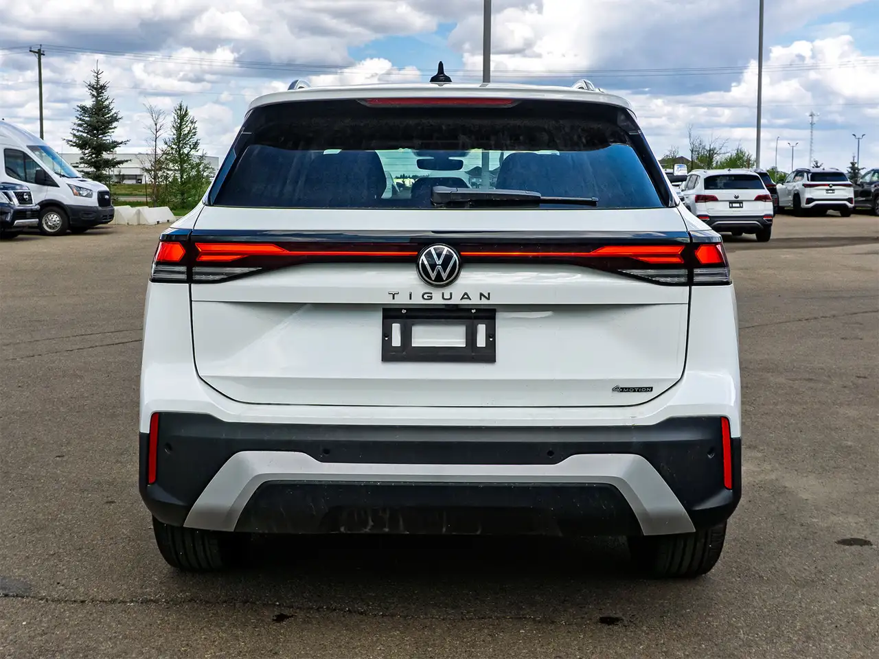 Volkswagen Tiguan снимка Volkswagen Tiguan