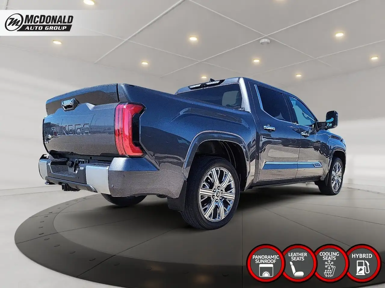 Toyota Tundra снимка Toyota Tundra