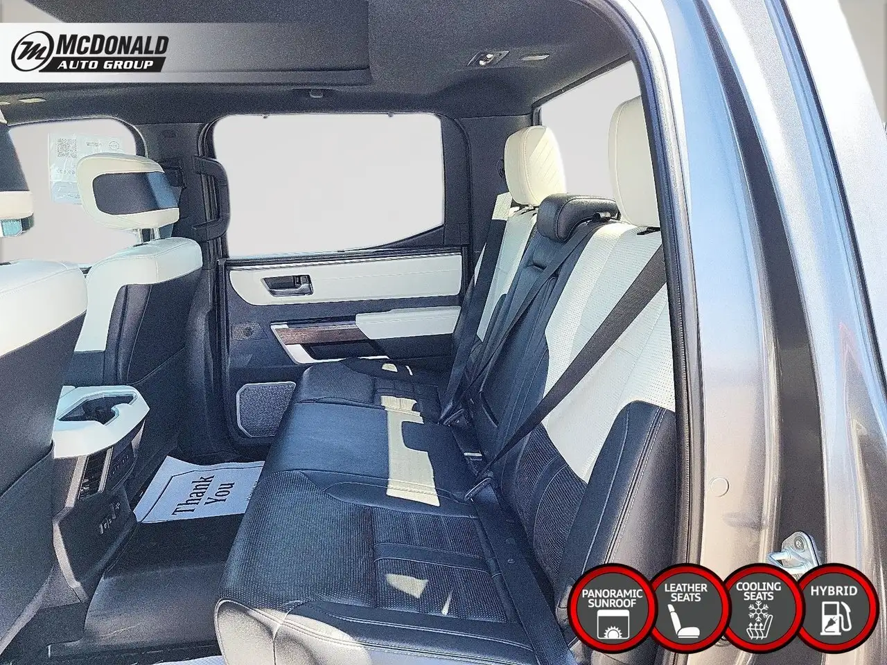 Toyota Tundra снимка Toyota Tundra