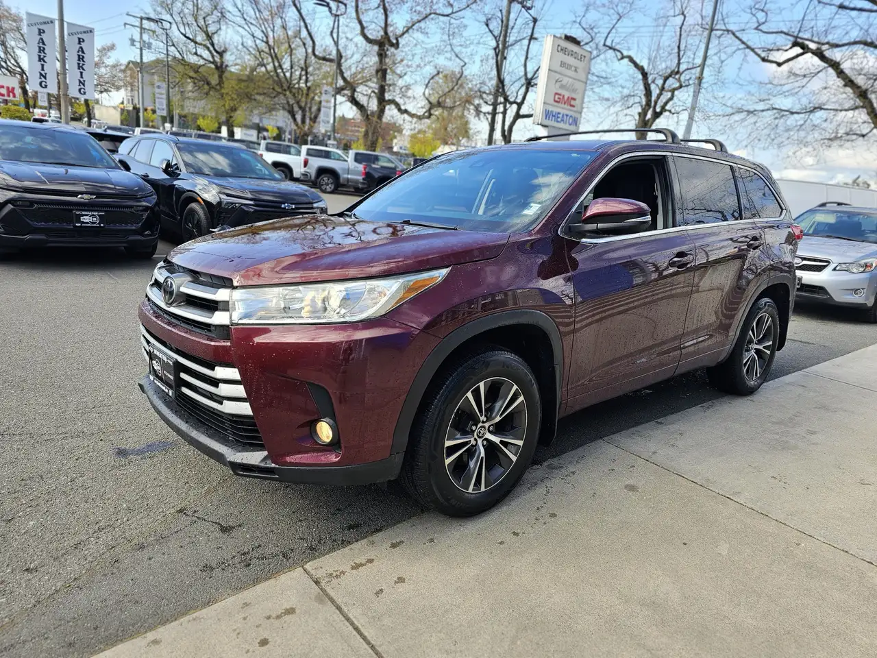 Toyota Highlander снимка Toyota Highlander