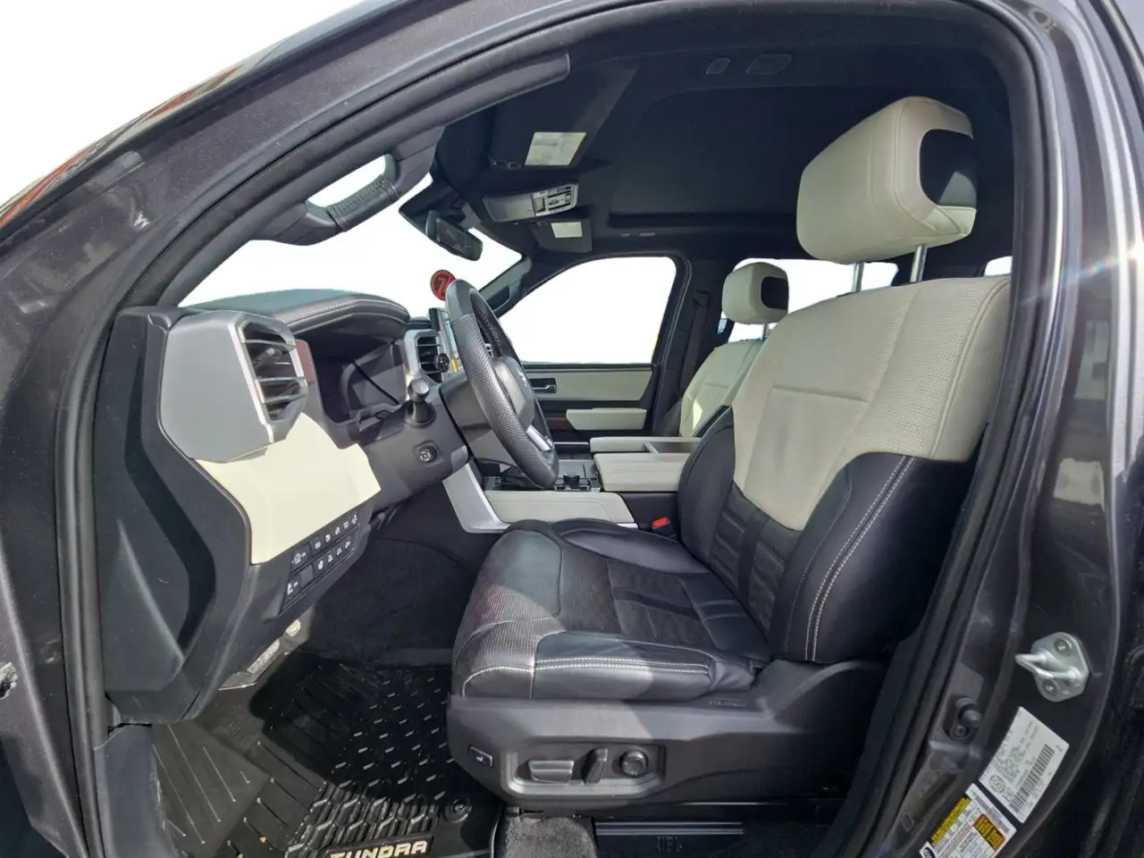 Toyota Tundra photo Toyota Tundra