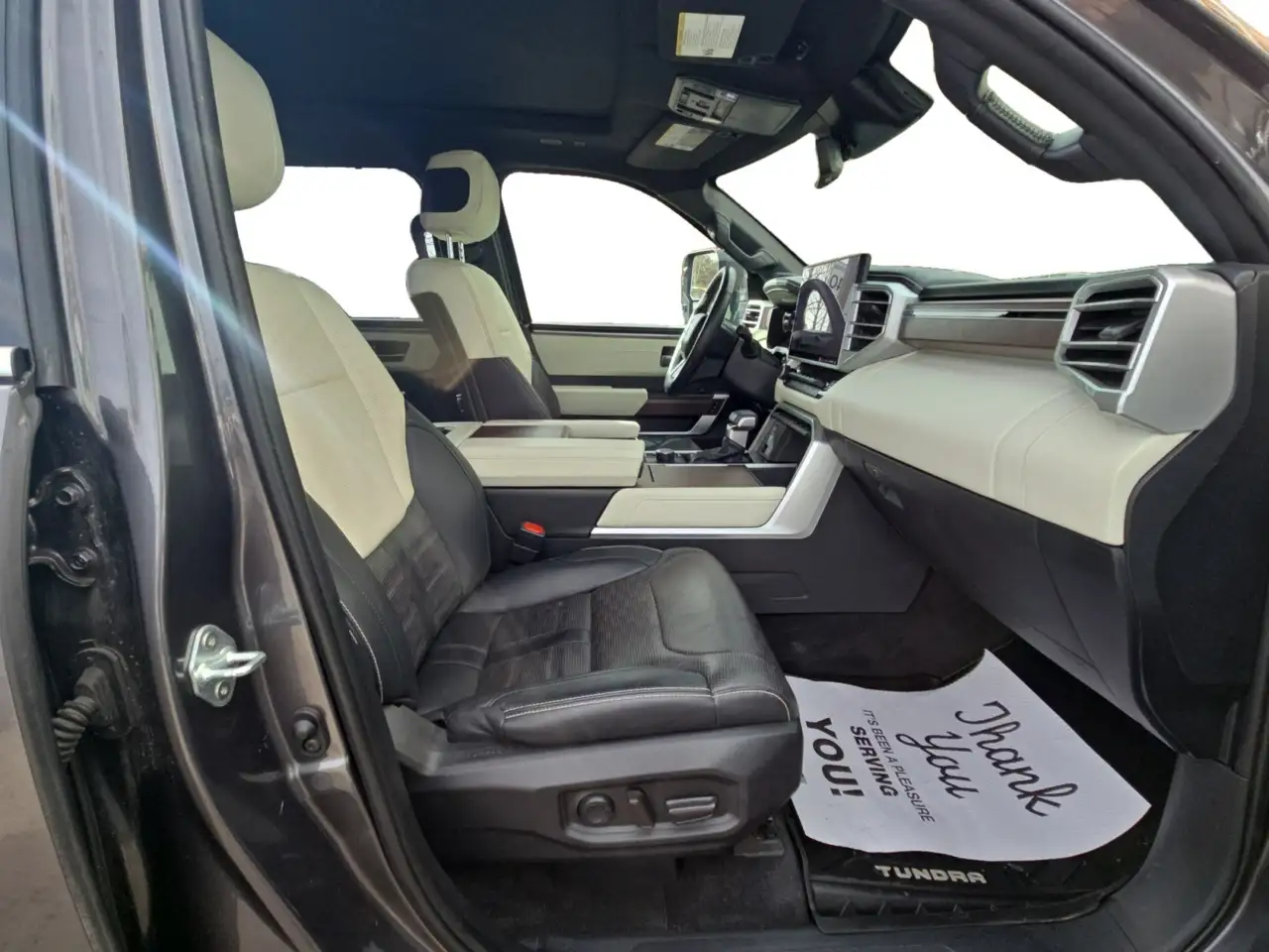 Toyota Tundra photo Toyota Tundra