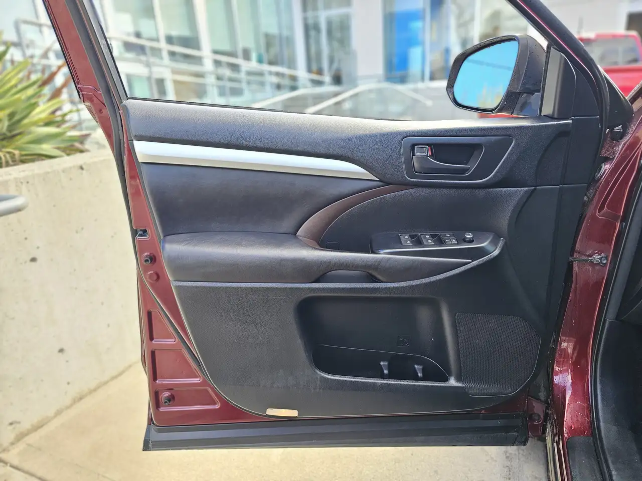 Toyota Highlander снимка Toyota Highlander