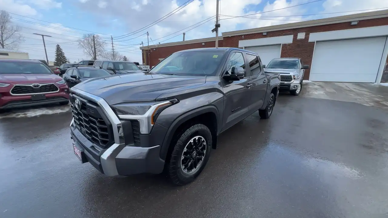 Toyota Tundra снимка Toyota Tundra