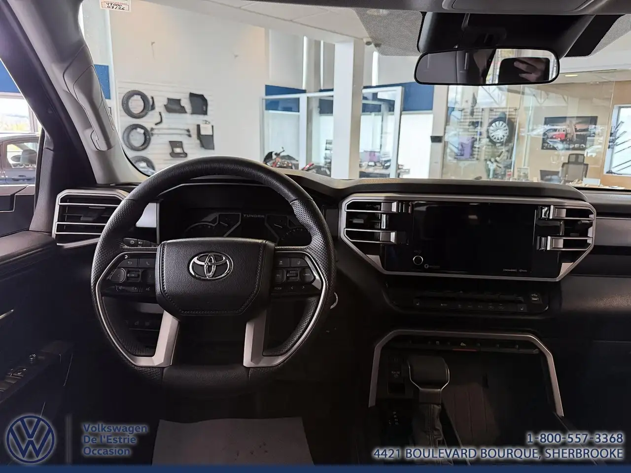 Toyota Tundra снимка Toyota Tundra
