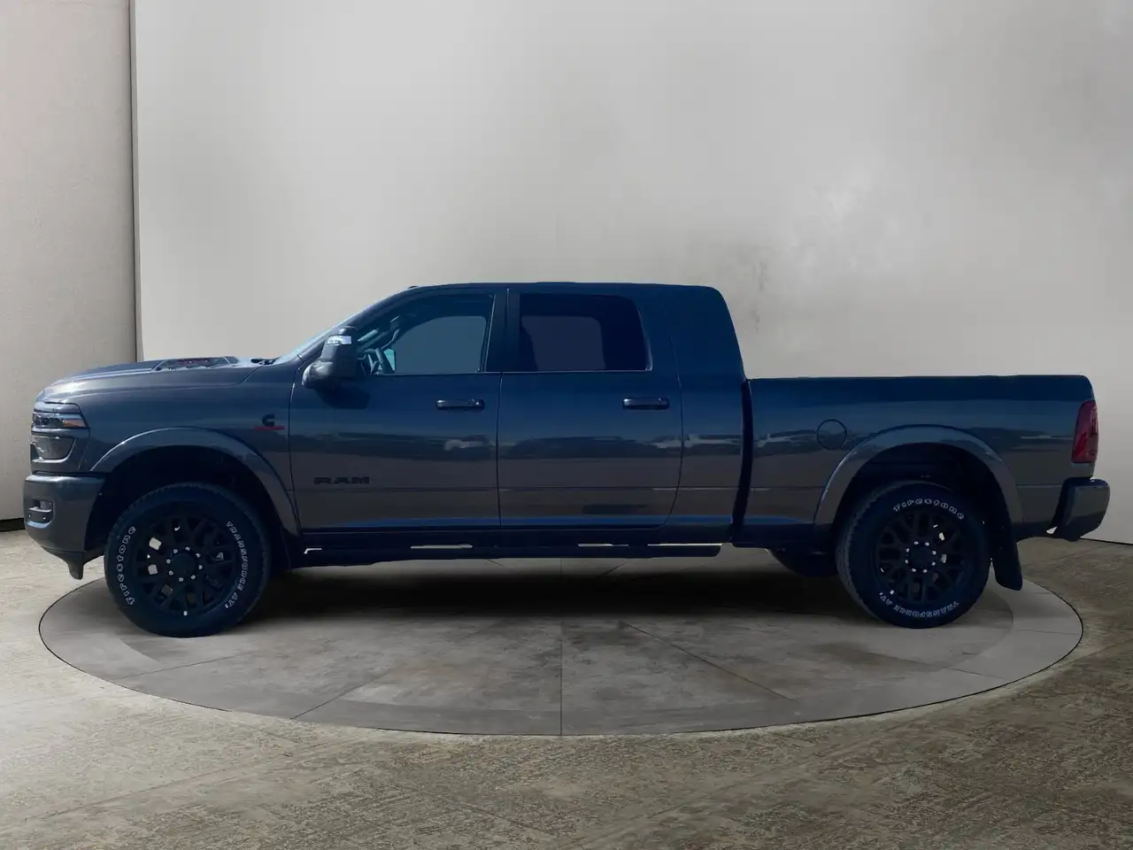 RAM 3500 снимка RAM 3500