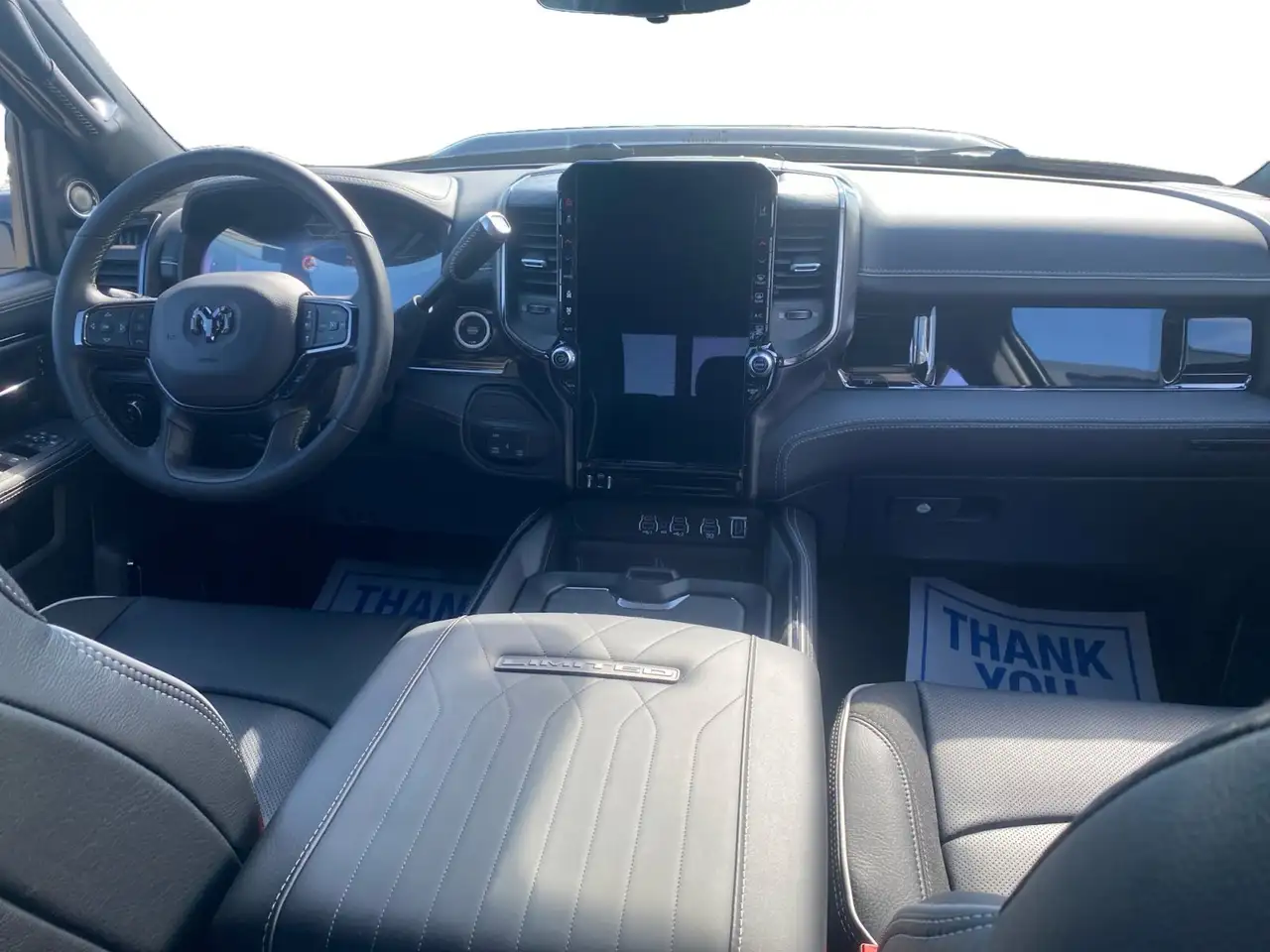 RAM 3500 снимка RAM 3500