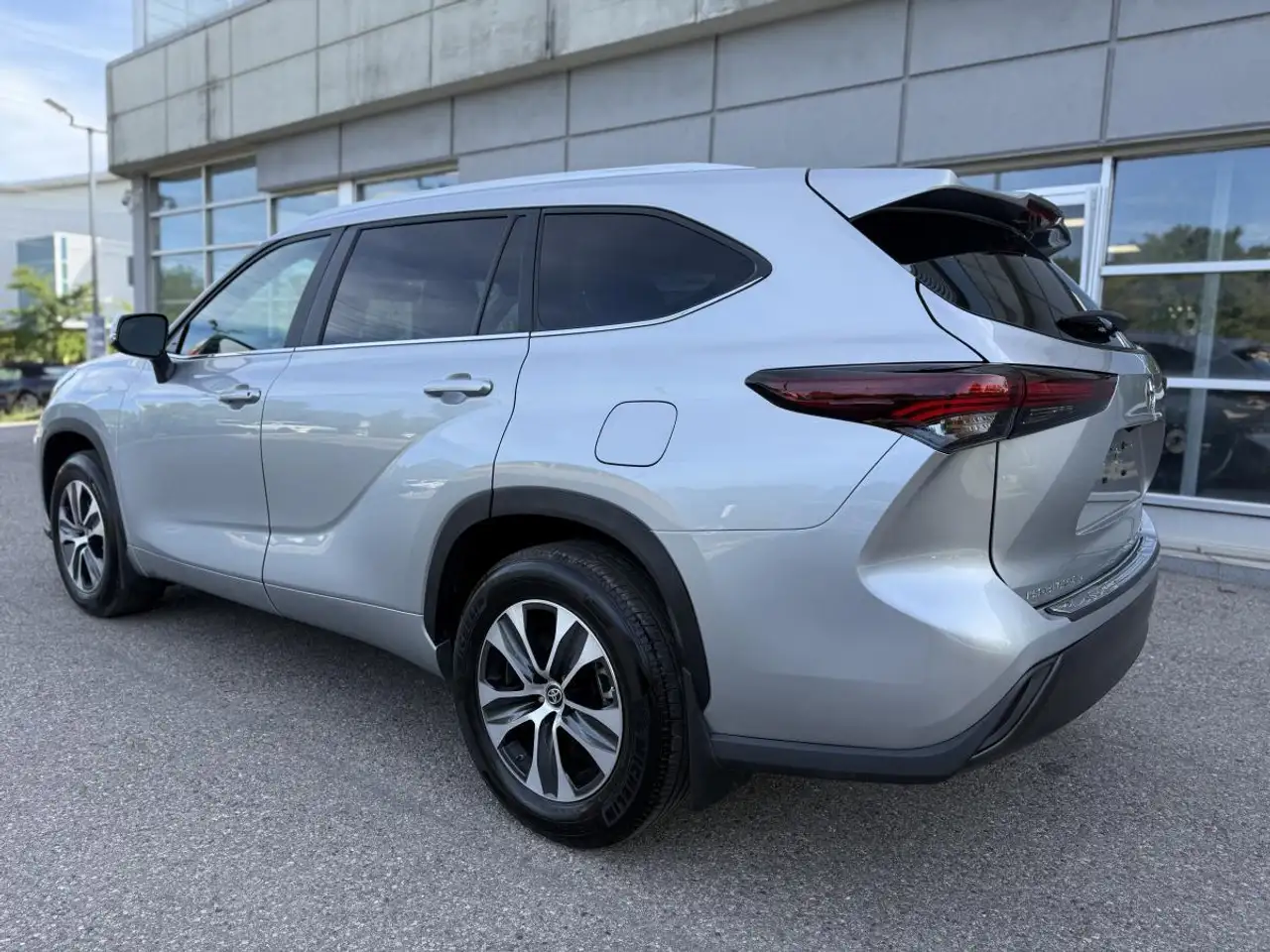 Toyota Highlander снимка Toyota Highlander