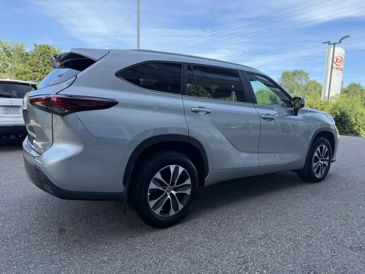 Toyota Highlander снимка Toyota Highlander