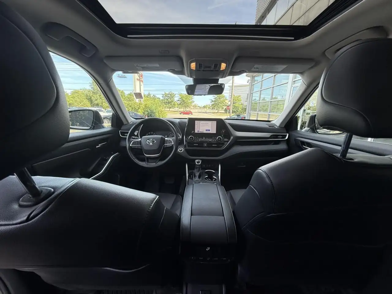 Toyota Highlander снимка Toyota Highlander