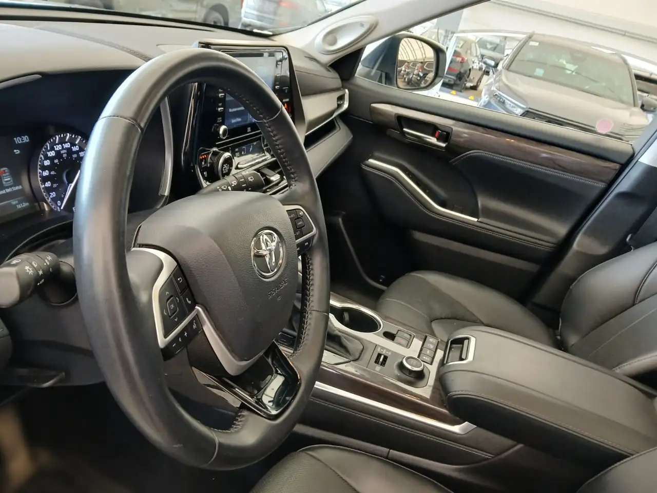 Toyota Highlander photo Toyota Highlander