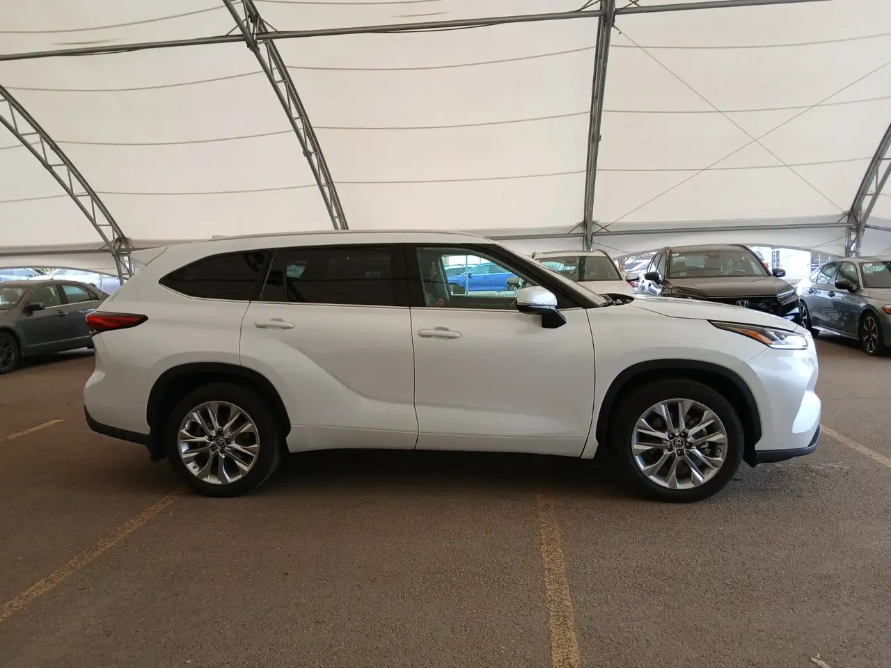 Toyota Highlander photo Toyota Highlander